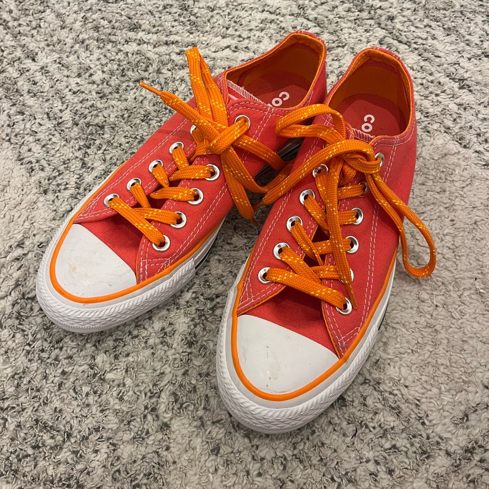 Converse women’s